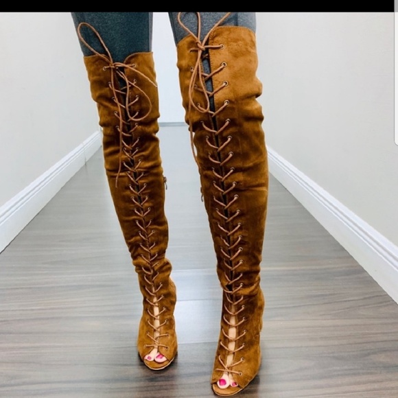 🔥LAST 1! Size 8! ♡ 🖤 HOST PICK 🖤♡ - Picture 2 of 8